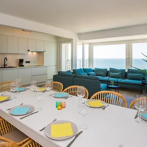 https://ostend-seasight-luxury-apartment.hotelsghent.com